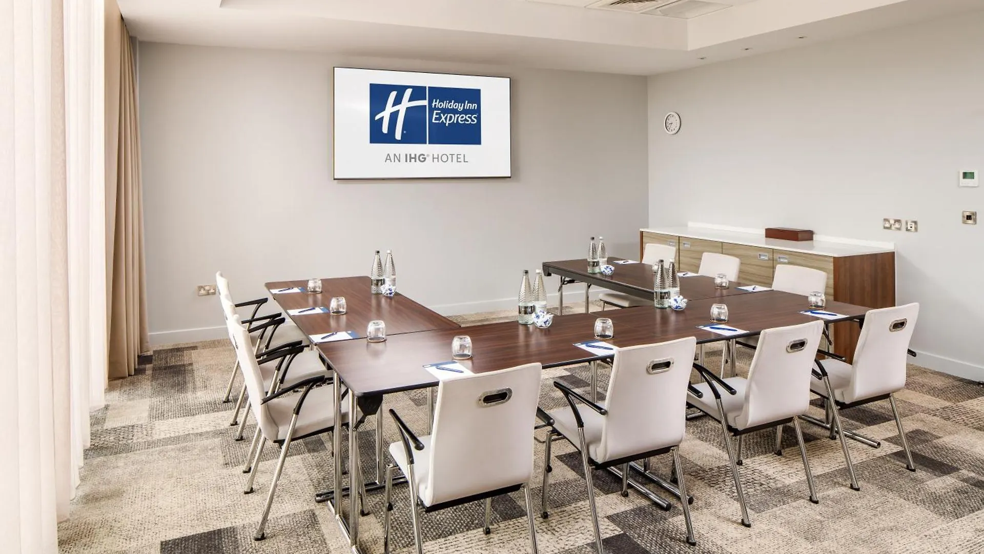 Hotell Holiday Inn Express London - Excel By Ihg